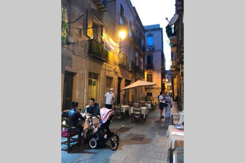 Piccioccus De Crobi Apartman Cagliari Kültér fotó